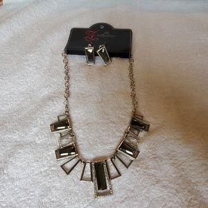 Paparazzi Zi Collection, necklace & Earrings